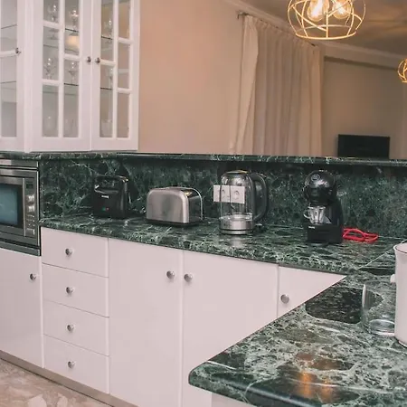 Apartment Theasis Luxury *
