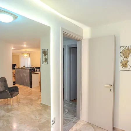 Appartement Theasis Luxury