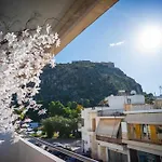 Theasis Luxury * نافبليو