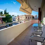 Theasis Luxury * نافبليو