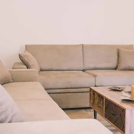 Apartment Theasis Luxury