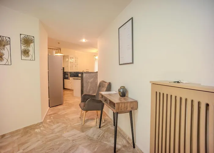 Theasis Luxury Lejlighed